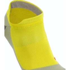 Falke Tagessocke RU5 Invisible Fuesslinge Herren Gelb - 1 Paar -Sportausrüstung Falke 16731 1084 RU5 Invisible Socke 3 857x857 1
