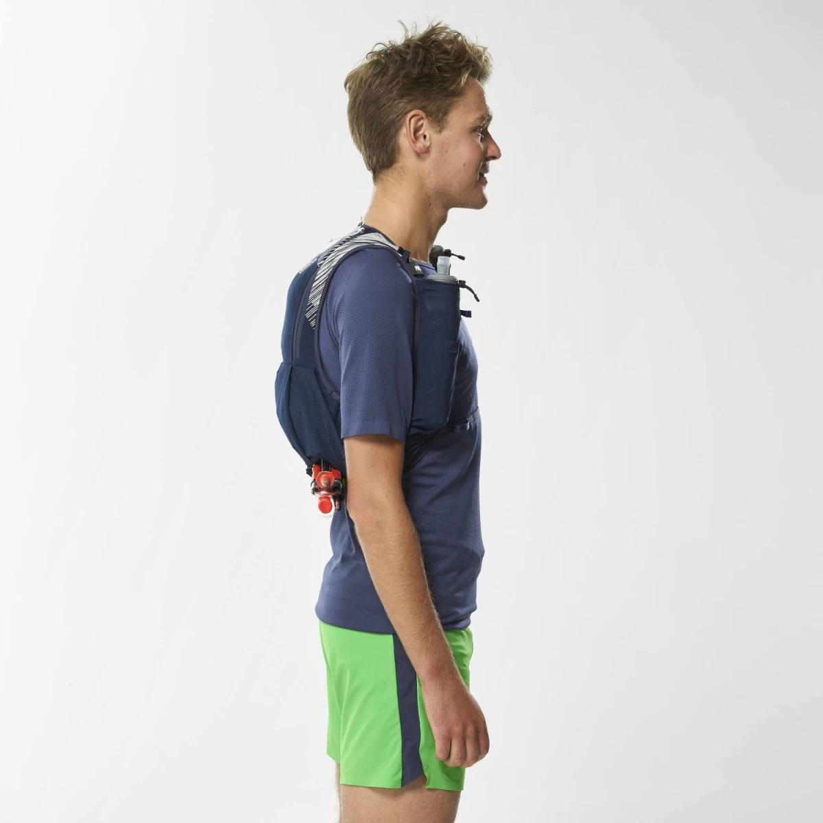 Millet Trailrunning-Rucksack Intense (für Trailläufe Mit Flüssigkeitsaufnahme) Saphirblau - 5 Liter 8 Millet Trailrunning-Rucksack Intense (für Trailläufe Mit Flüssigkeitsaufnahme) Saphirblau - 5 Liter – Bild 6