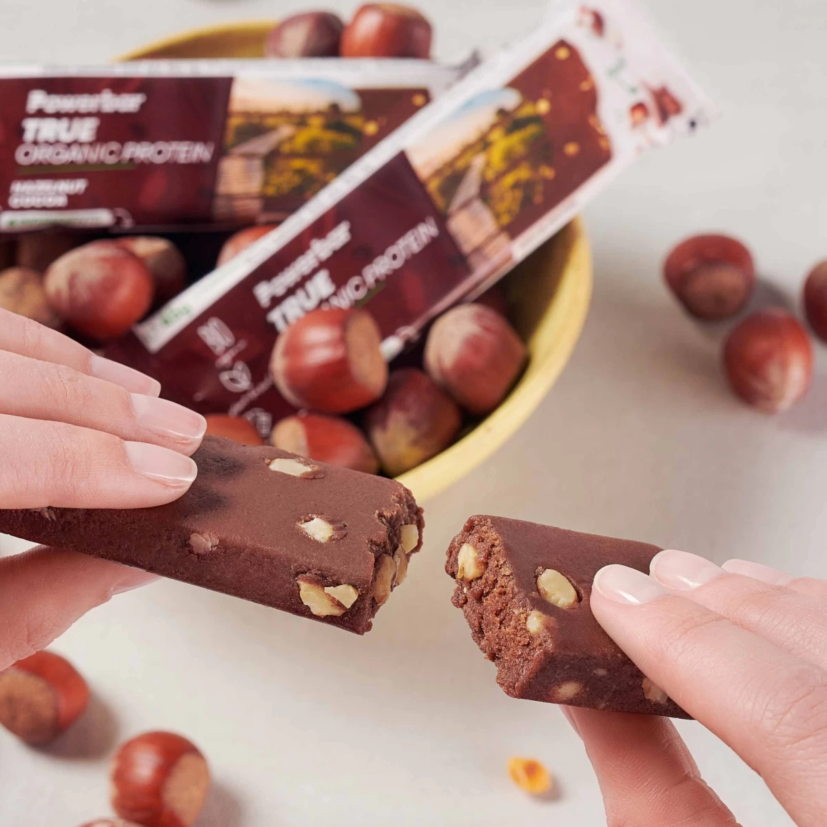 PowerBar True Organic Protein Bar Haselnuss/Kakao Riegel 16x45g Box 5 PowerBar True Organic Protein Bar Haselnuss/Kakao Riegel 16x45g Box – Bild 3