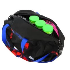 Prince Sporttasche Random Duffel 2022 Schwarz - 75x23x23cm - 1 Hauptfach 8 Prince Sporttasche Random Duffel 2022 Schwarz - 75x23x23cm - 1 Hauptfach -Sportausrüstung Prince 6P898768 Duffel Random Tasche202 1067x1067 1