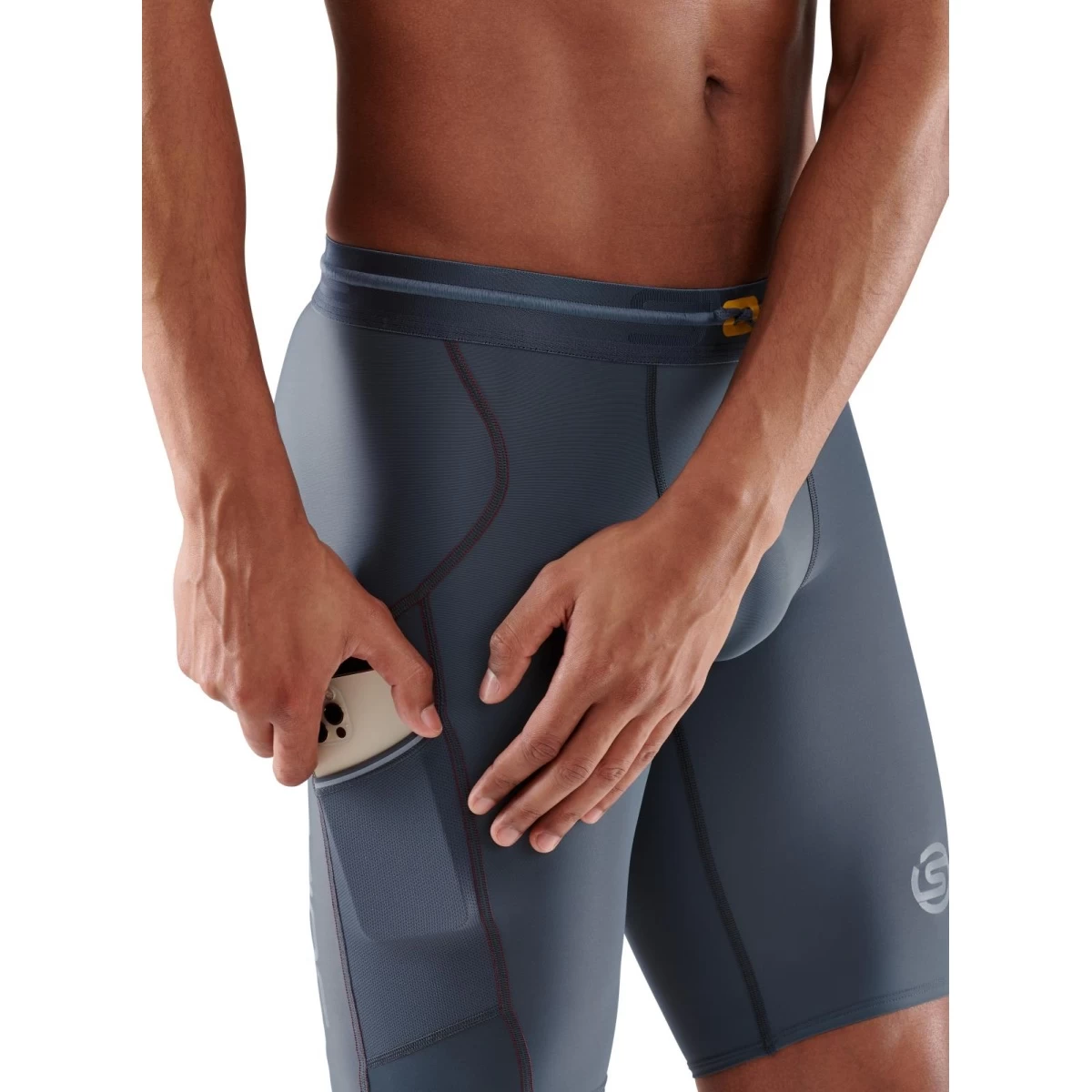 Skins Funktionshose 3-Series Half Tight Short (enganliegend) Charcoalgrau Herren 7 Skins Funktionshose 3-Series Half Tight Short (enganliegend) Charcoalgrau Herren – Bild 5