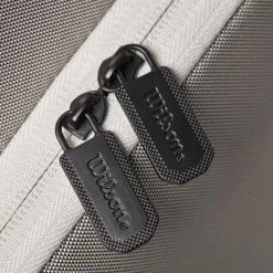 Wilson Tennis-Racketbag Tour (Schlägertasche, 2 Hauptfächer) 2023 Grau 6er -Sportausrüstung Wilson WR8022101 Tour 6PK Tasche201 1200x1200 1