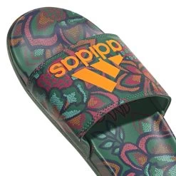 ADIDAS PERFORMANCE Adidas Badeschuhe Adilette Comfort Grün/bunt - 1 Paar 17 ADIDAS PERFORMANCE Adidas Badeschuhe Adilette Comfort Grün/bunt - 1 Paar -Sportausrüstung adidas GX4302 adilette Comfort208 1200x1200 1