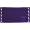 Hummel Handtuch Logo Klein Violett 100x50cm 1 Hummel Handtuch Logo Klein Violett 100x50cm -Sportausrüstung hummel Handtuch 208804 3443202 1200x1200 1